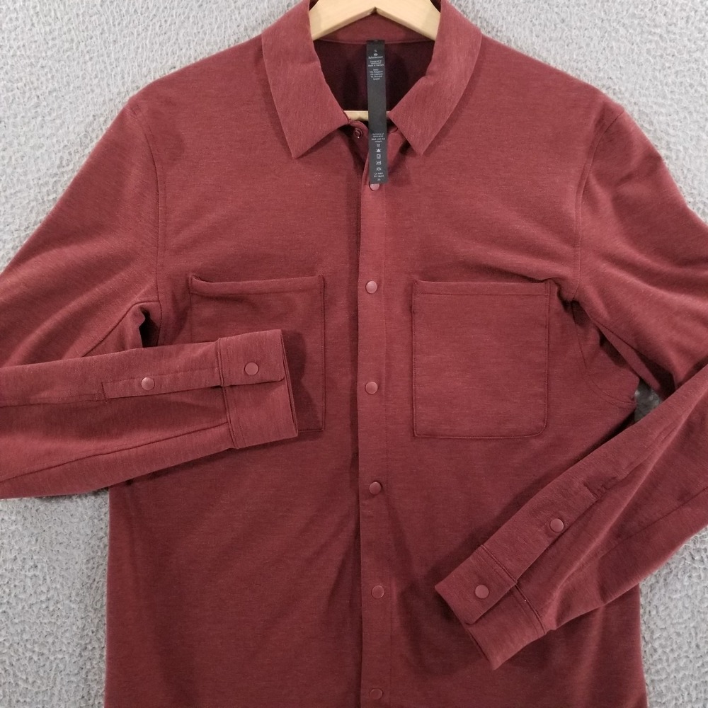 Lululemon Compatibility Shirt Mens Small Red Snap Front Stretch Performance